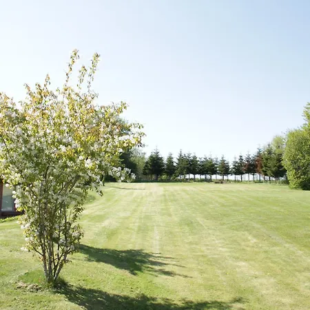 Laasby אורחן לסבי