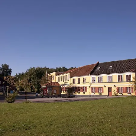 אורחן Laasby לסבי