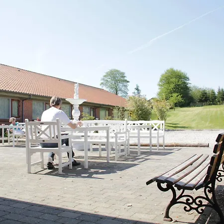 אורחן Laasby 3*